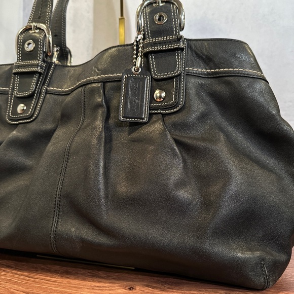 Coach | Black SoHo Pleated Leather Shoulder Purse - Picture 2 of 15